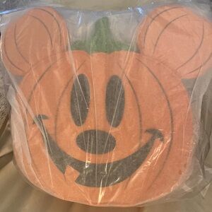 NEW Mickey Mouse jack o’lantern Loungfly Crossbody